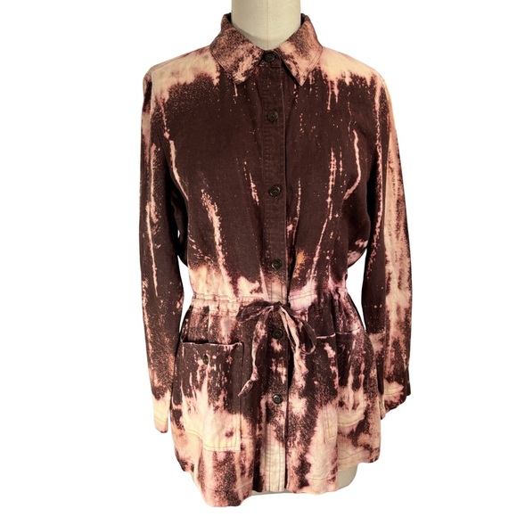 Custom Upcycled Linen Button-Up Shirt with Drawstring Waist and Front Pockets - Picture 2 of 11